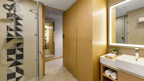 Superior - Bathroom