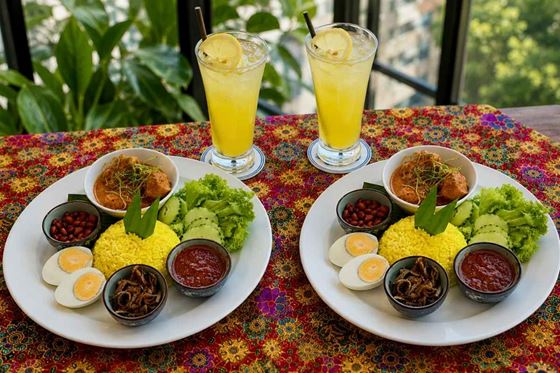 60th Anniversary - Nasi Royale Chicken Rendang - โอโซ่ จอร์จทาวน์ ปีนัง